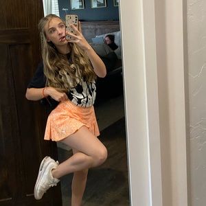 Meet your Posher, Paisley